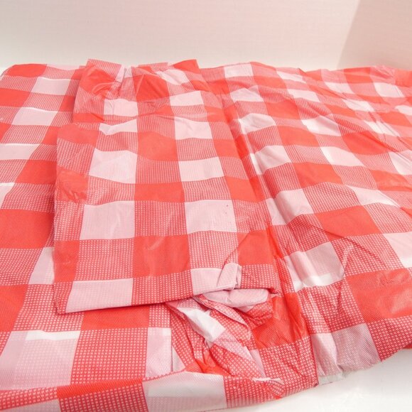 70.8" Round Tablecloth 10 Pack Thin Long & Thin Red White Checkerboard NWT - Picture 4 of 8